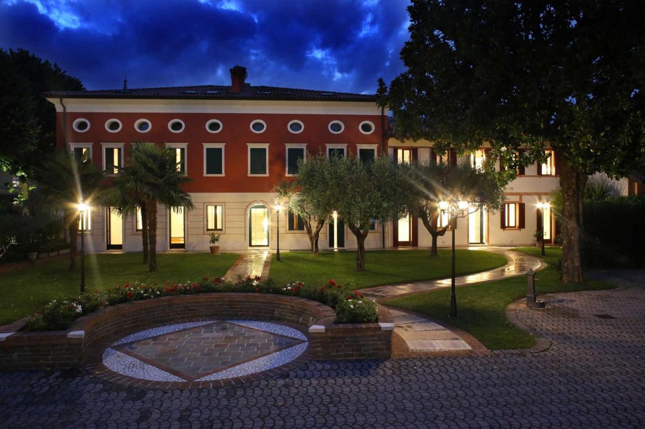 Villa Tiziano Residence Rosà Exteriér fotografie
